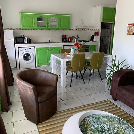 Les Pommes Lianes Daire Deshaies Dış mekan fotoğraf